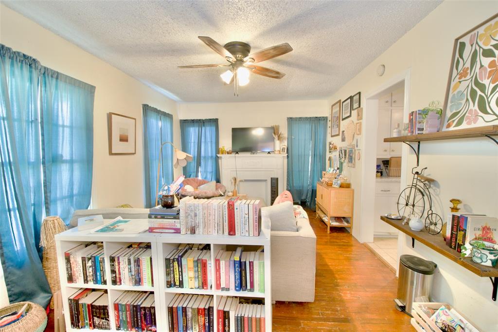2224 Live Oak Avenue Waco, TX 76708 - Photo 3 of 19