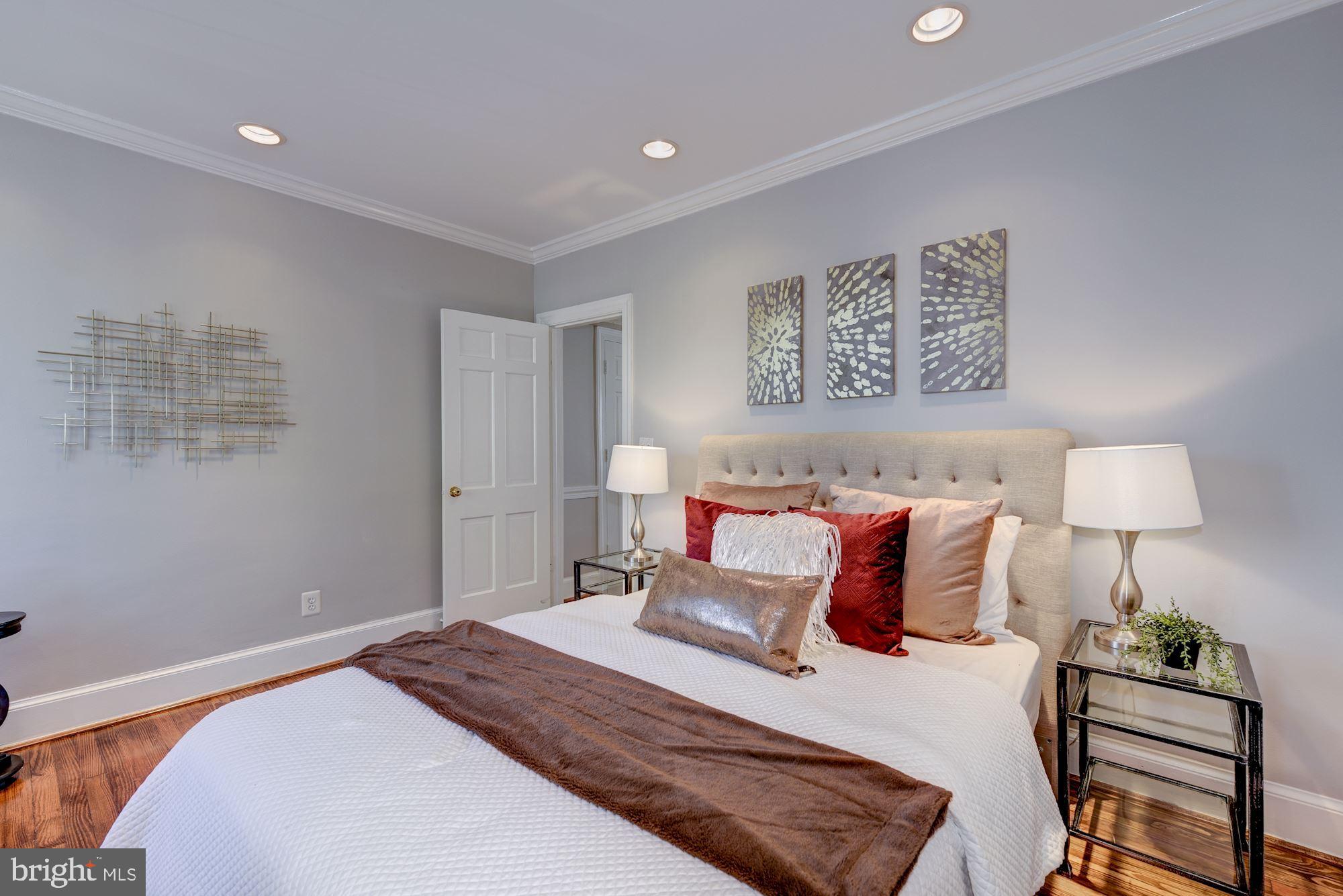 3239 N Street Northwest, Unit 11 Washington, DC 20007 - Photo 12 of 17 Gallery Image 12