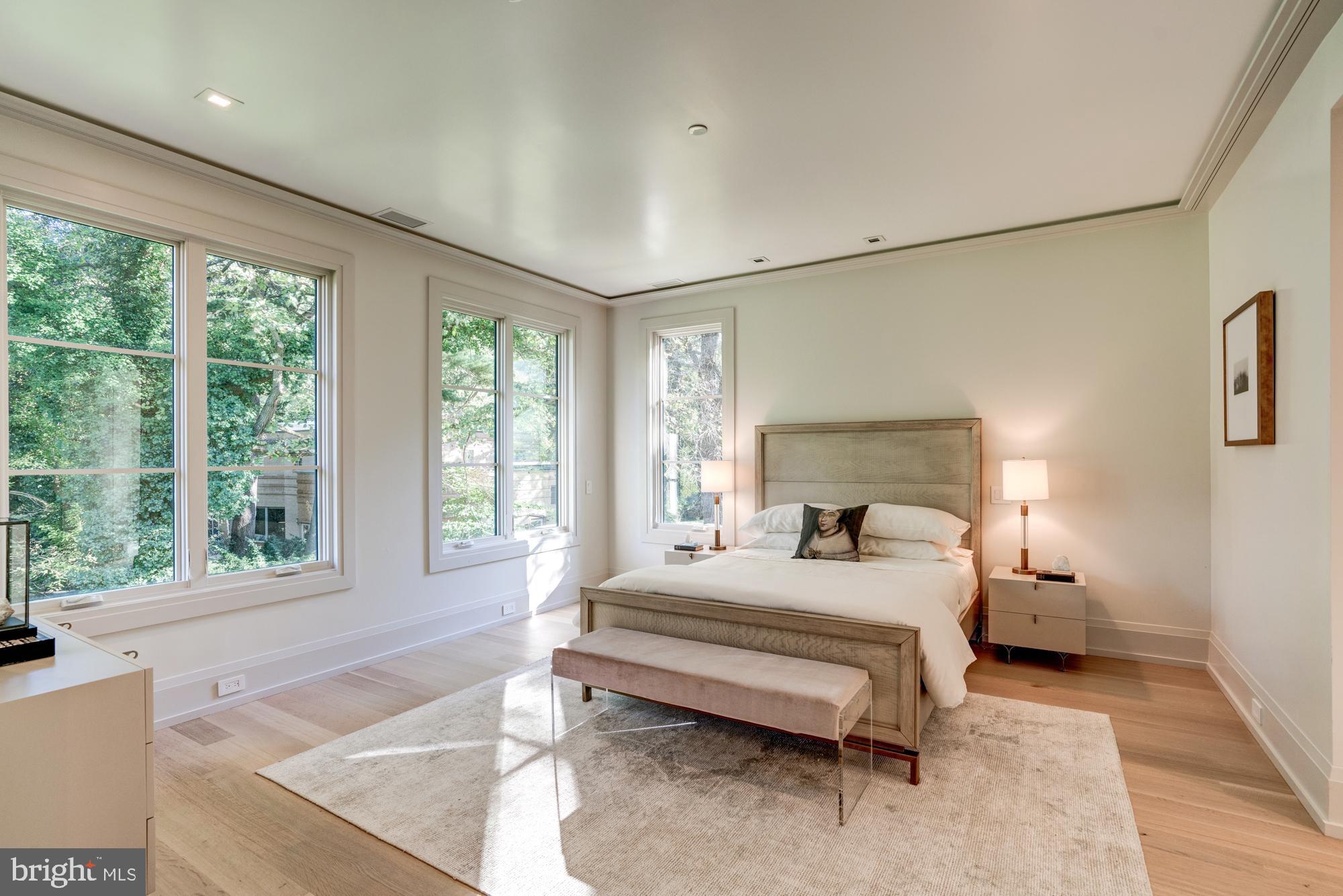 4615 Dexter Street Northwest Washington, DC 20007 - Photo 17 of 31