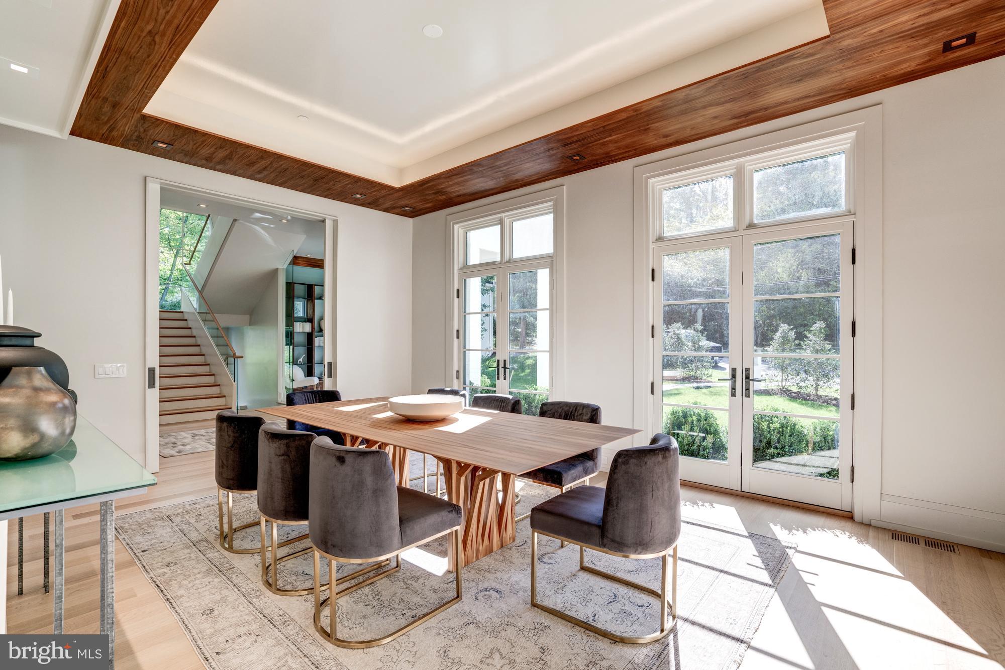 4615 Dexter Street Northwest Washington, DC 20007 - Photo 6 of 31