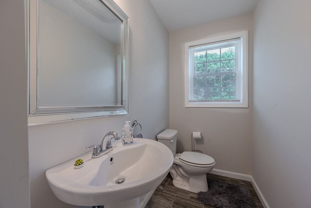 49 Riley Road, Unit 25 Tyngsborough, MA 01879 - Photo 8 of 21