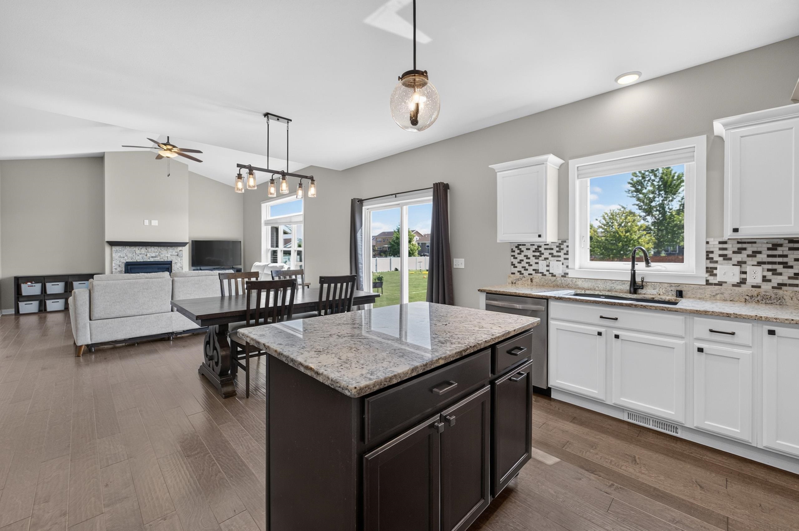 299 Hallmark Way Sun Prairie, WI 53590 - Photo 16 of 35