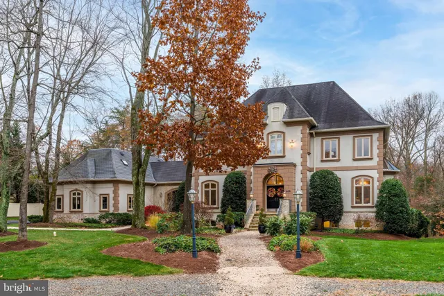 $2,649,900 | 606 Kentland Drive, Great Falls, VA 22066