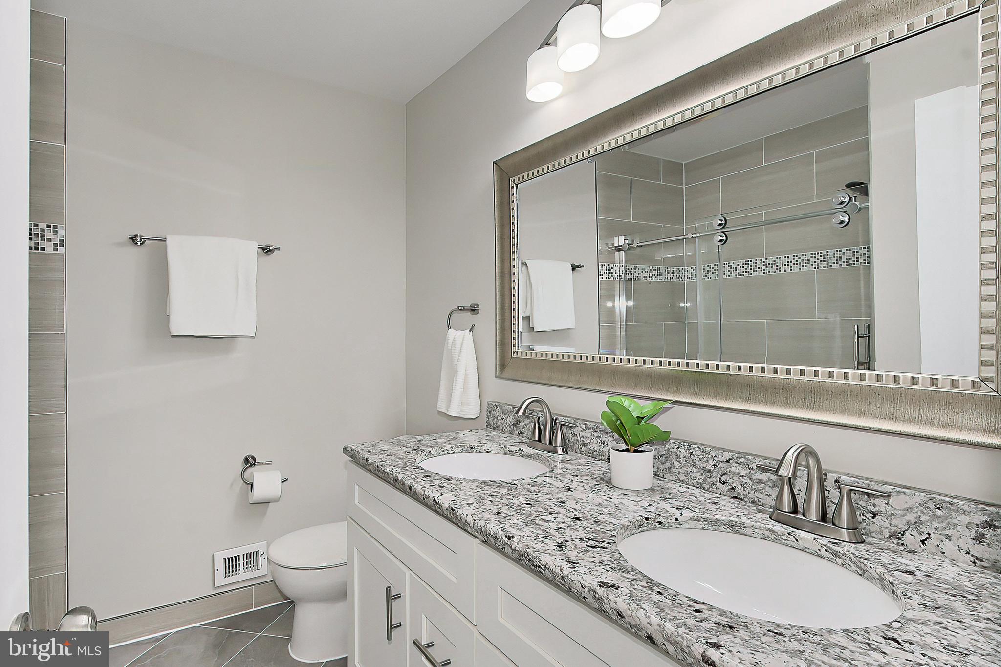 2045 Wethersfield Court Reston, VA 20191 - Photo 21 of 54 2nd updated full bath