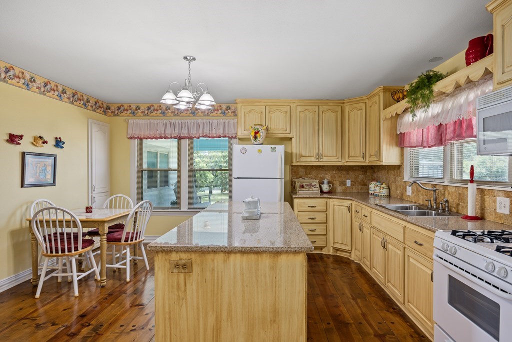 150 Dickey Road Ingram, TX 78025 - Photo 45 of 71 Gallery Image 45