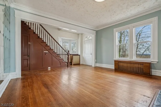 $2,850 | 216 William Street, Unit 1, Boonton, NJ 07005