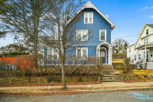 $2,850 | 216 William Street, Unit 1, Boonton, NJ 07005