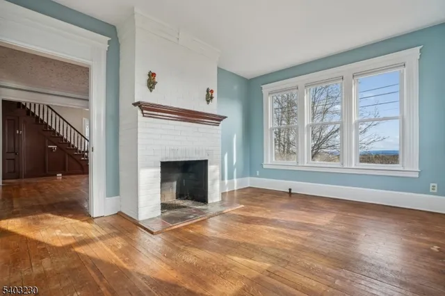 $2,850 | 216 William Street, Unit 1, Boonton, NJ 07005