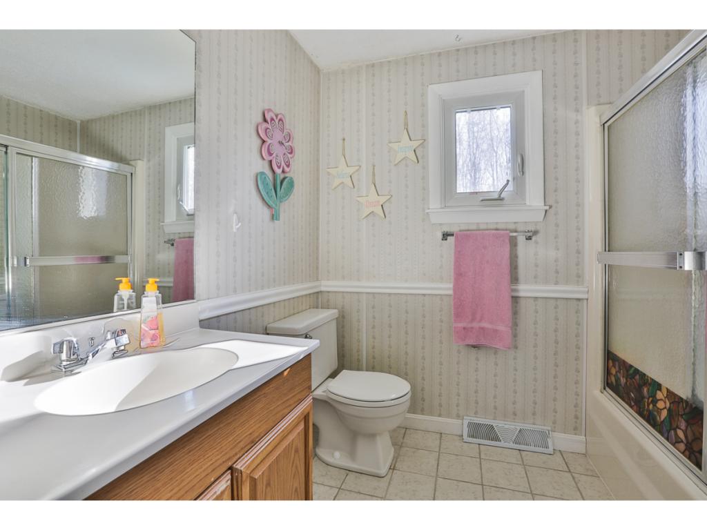 6 Old Coach Road Nashua, NH 03062 - Photo 14 of 31
