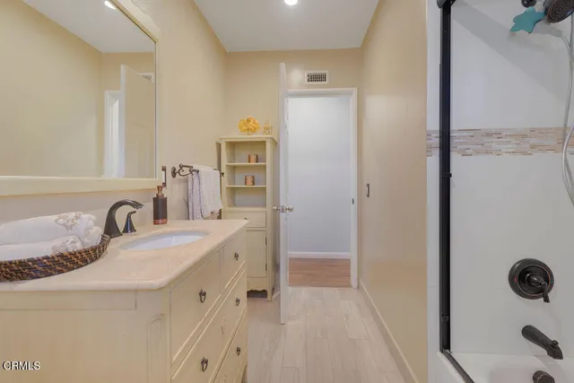 $1,575,000 | 3547 Mevel Place, La Crescenta, CA 91214