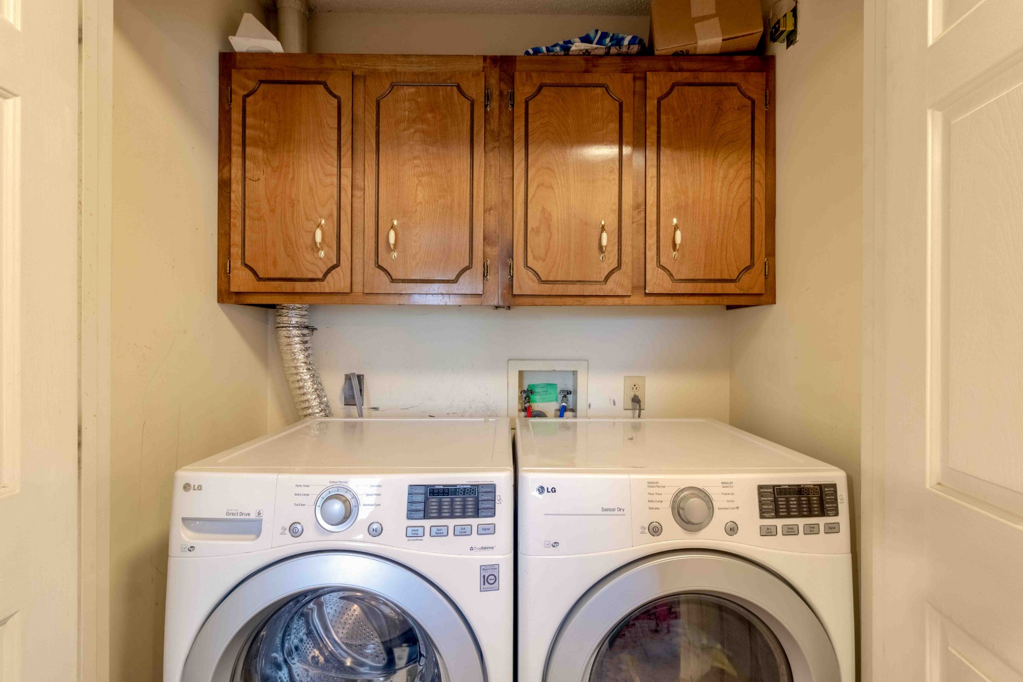 145 Bumpus Mill Road Oak Grove, KY 42262 - Photo 14 of 31 a utility room with dryer and washer