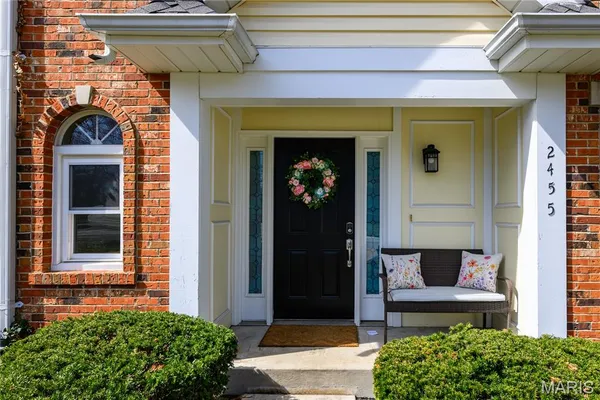$340,000 | 2455 Clayborn Drive, Chesterfield, MO 63017