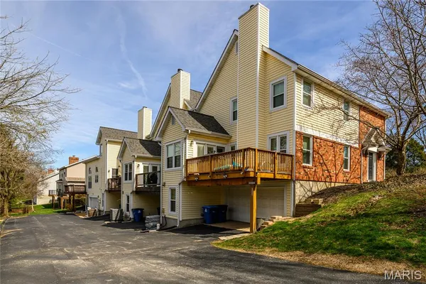 $340,000 | 2455 Clayborn Drive, Chesterfield, MO 63017