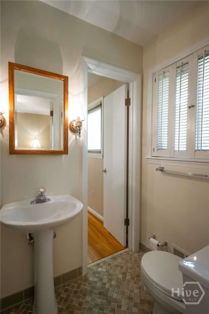 110 Coventry Road Athens, GA 30605 - Photo 17 of 38 Gallery Image 17