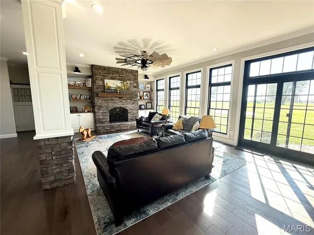 $730,000 | 18968 Pike 9222, Bowling Green, MO 63334