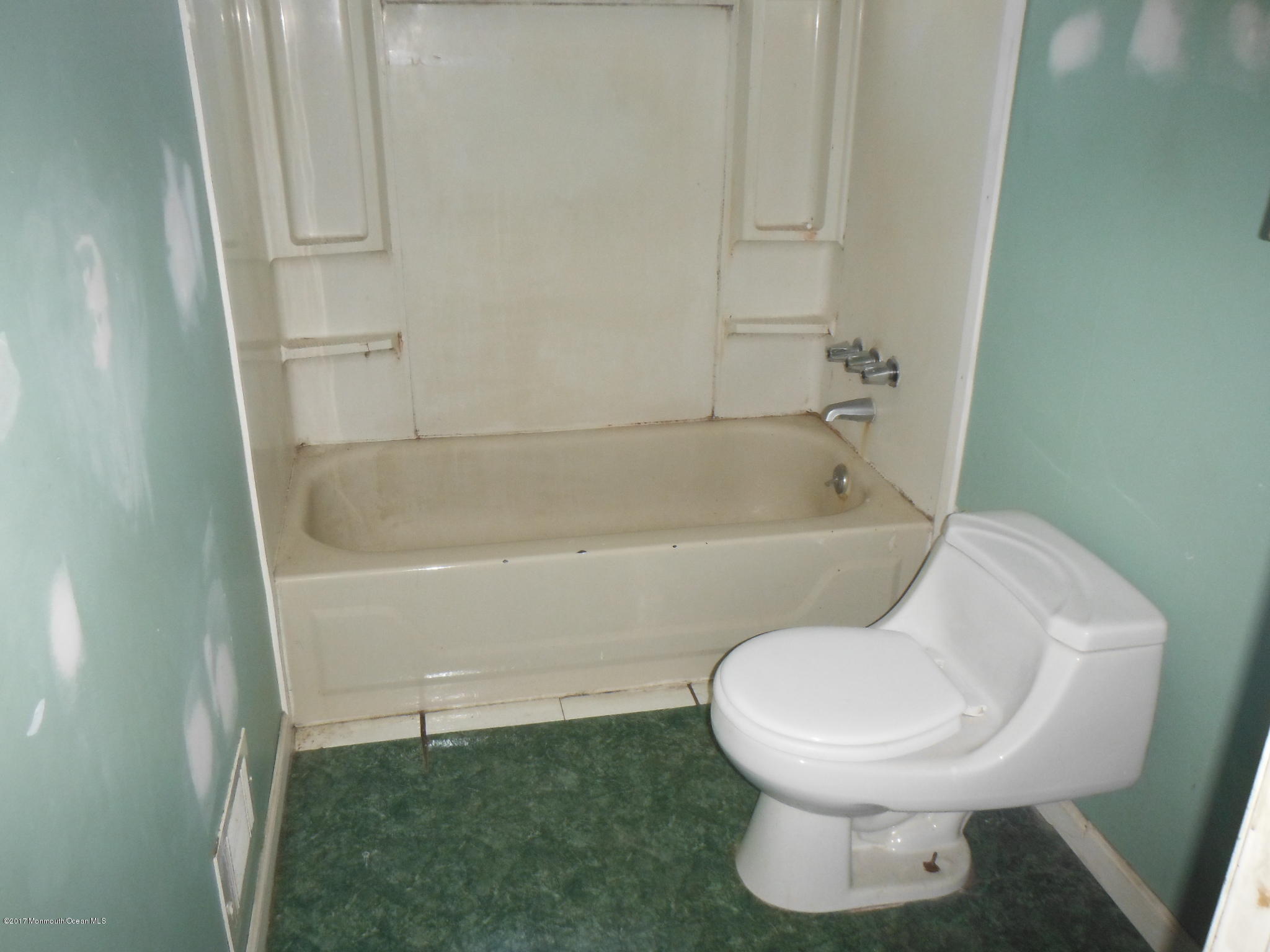 1001 Toms River Road Jackson, NJ 08527 - Photo 7 of 18 DSCF1047