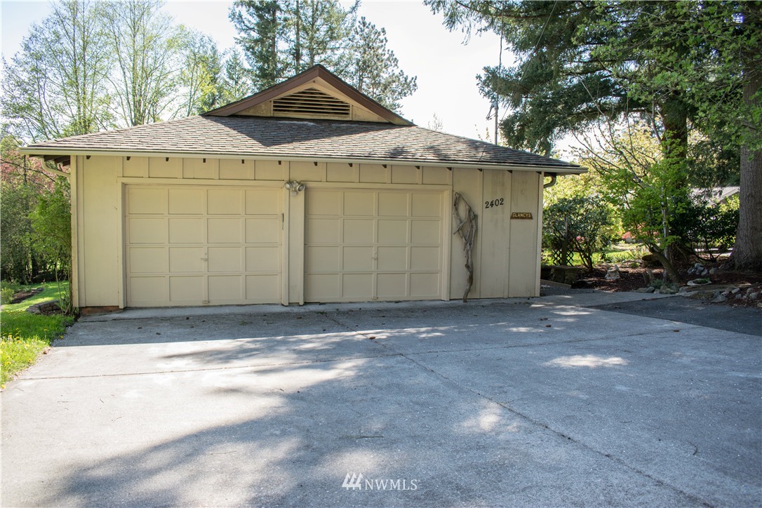 2402 Sunday Lake Road Stanwood, WA 98292 - Photo 2 of 25 Gallery Image 2