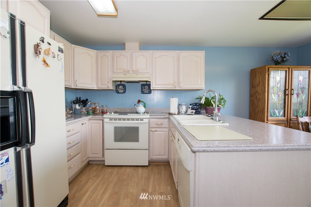 2402 Sunday Lake Road Stanwood, WA 98292 - Photo 11 of 25 Gallery Image 11
