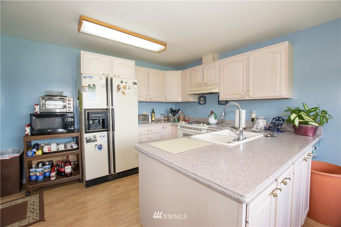 2402 Sunday Lake Road Stanwood, WA 98292 - Photo 13 of 25 Gallery Image 13