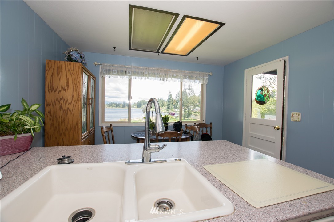 2402 Sunday Lake Road Stanwood, WA 98292 - Photo 14 of 25 Gallery Image 14