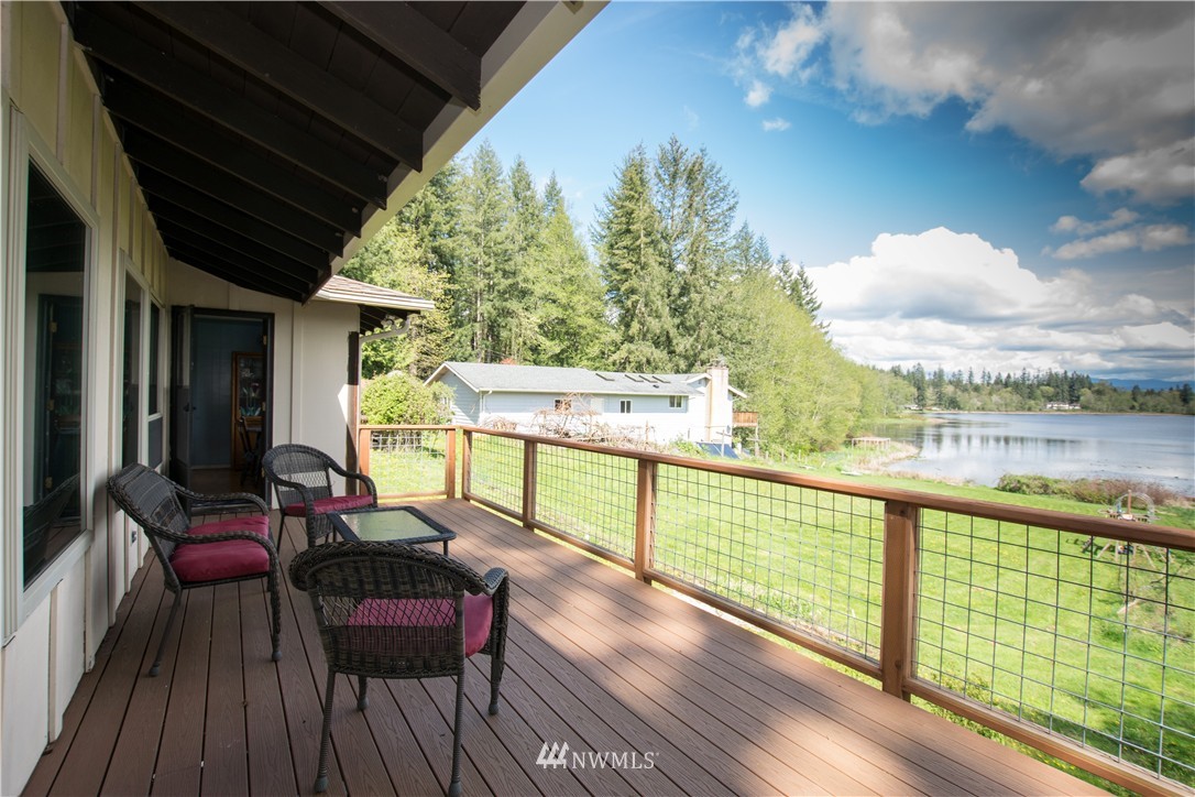2402 Sunday Lake Road Stanwood, WA 98292 - Photo 3 of 25 Gallery Image 3
