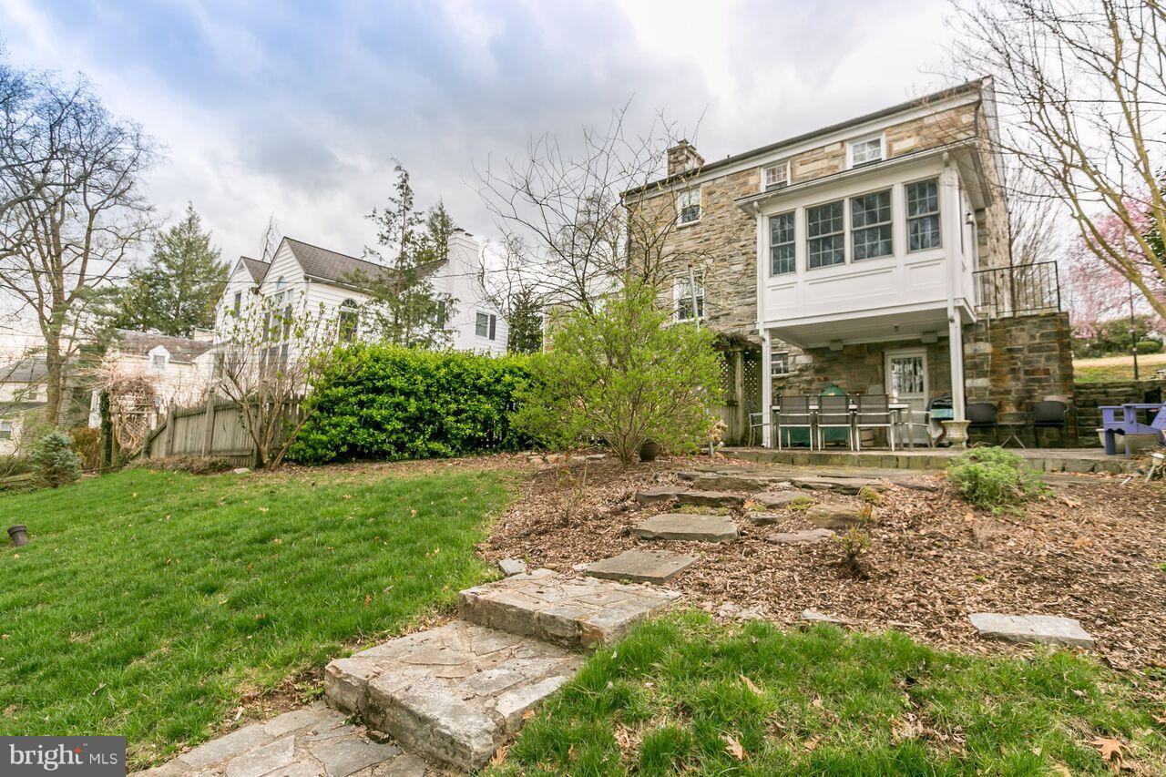616 Hastings Road Baltimore, MD 21286 - Photo 23 of 23 a front view of a house with garden