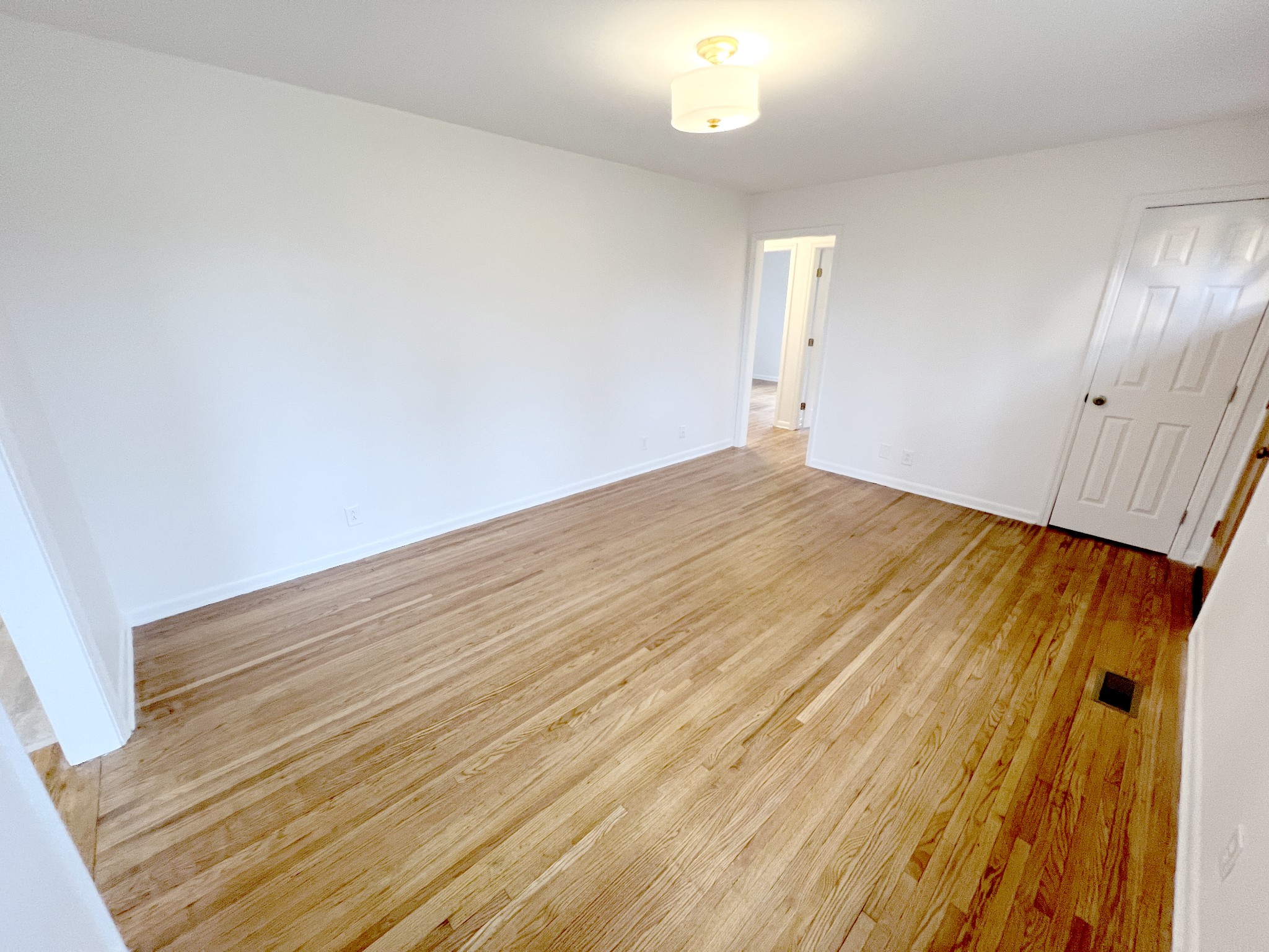 505 High Point Road Clarksville, TN 37042 - Photo 19 of 39 wooden floor in an empty room