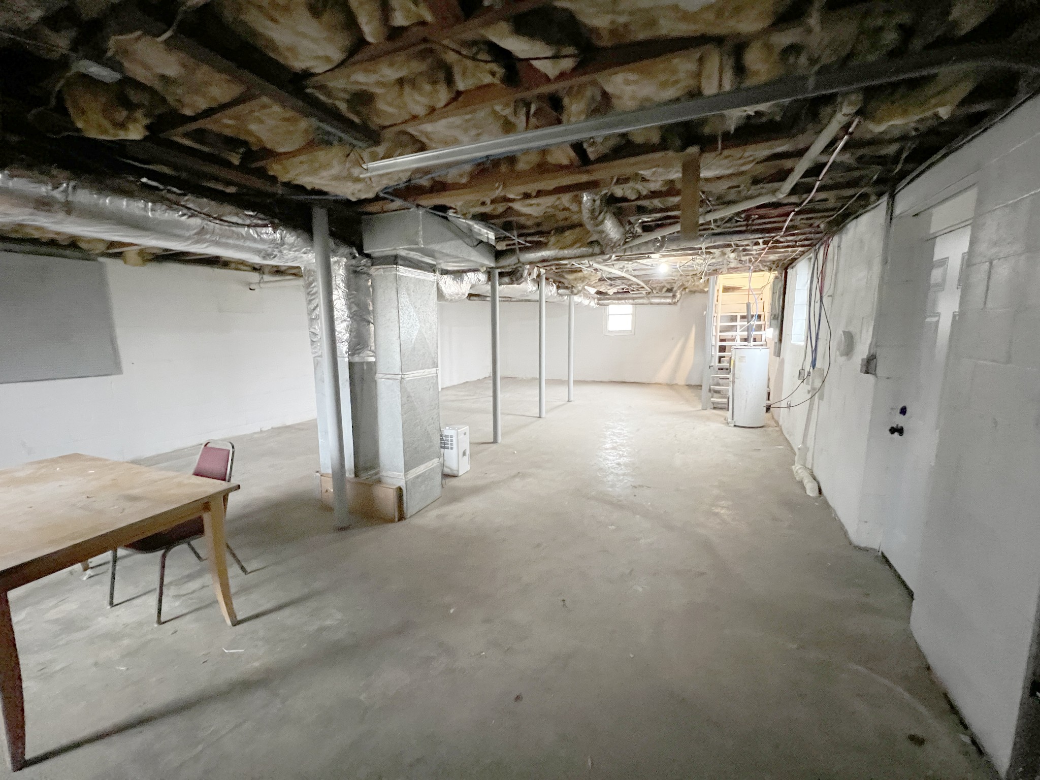 505 High Point Road Clarksville, TN 37042 - Photo 39 of 39 a view of a garage