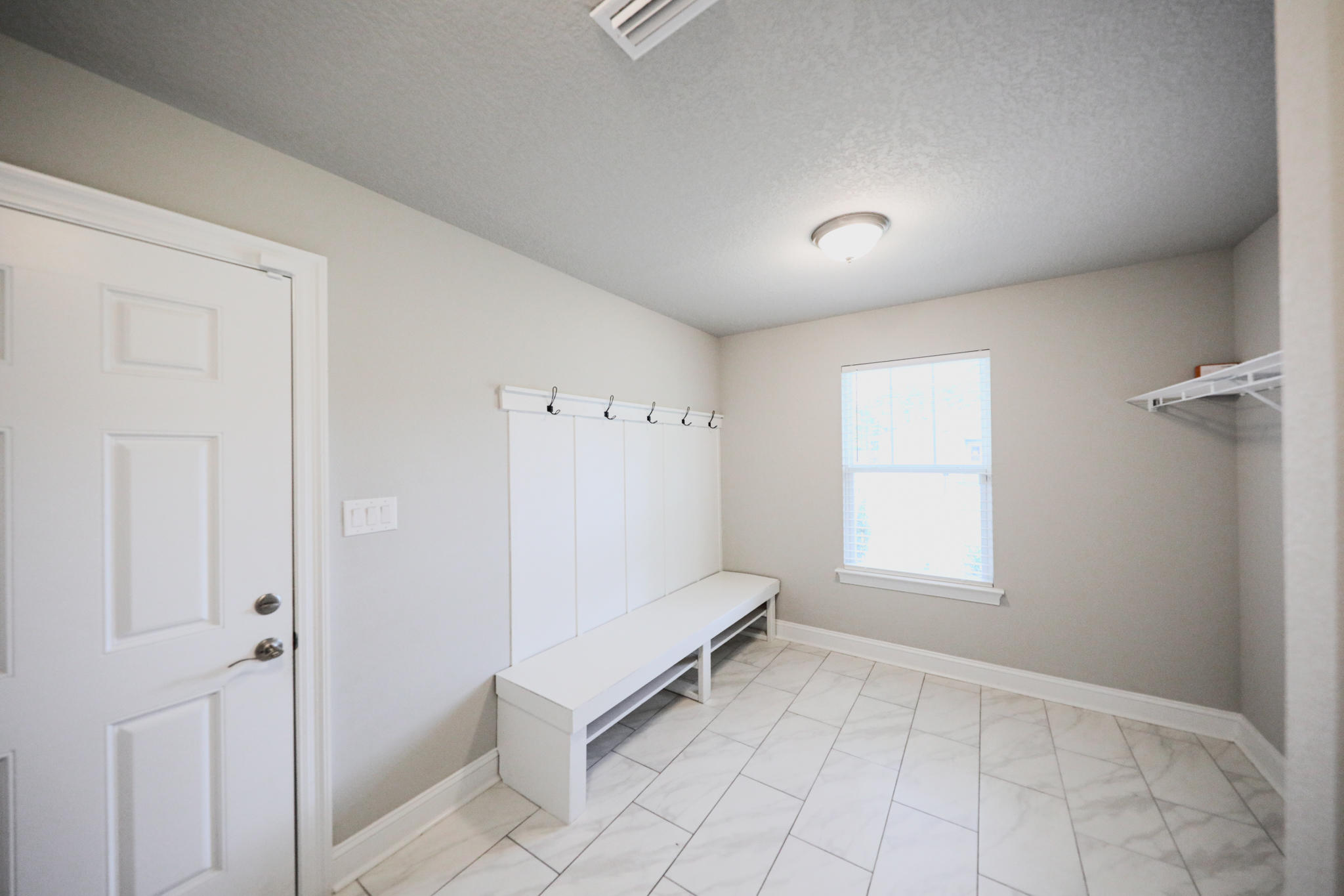 9172 Ridge Road Navarre, FL 32566 - Photo 9 of 25 9172 RIDGE DR-26