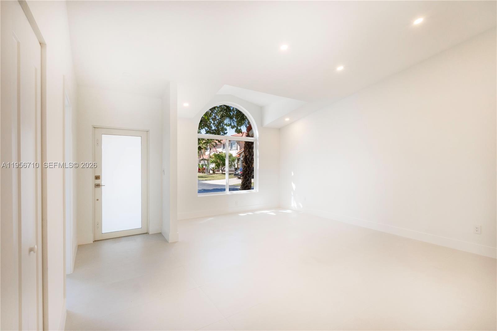 10831 Southwest 152nd Court Miami, FL 33196 - Photo 7 of 31