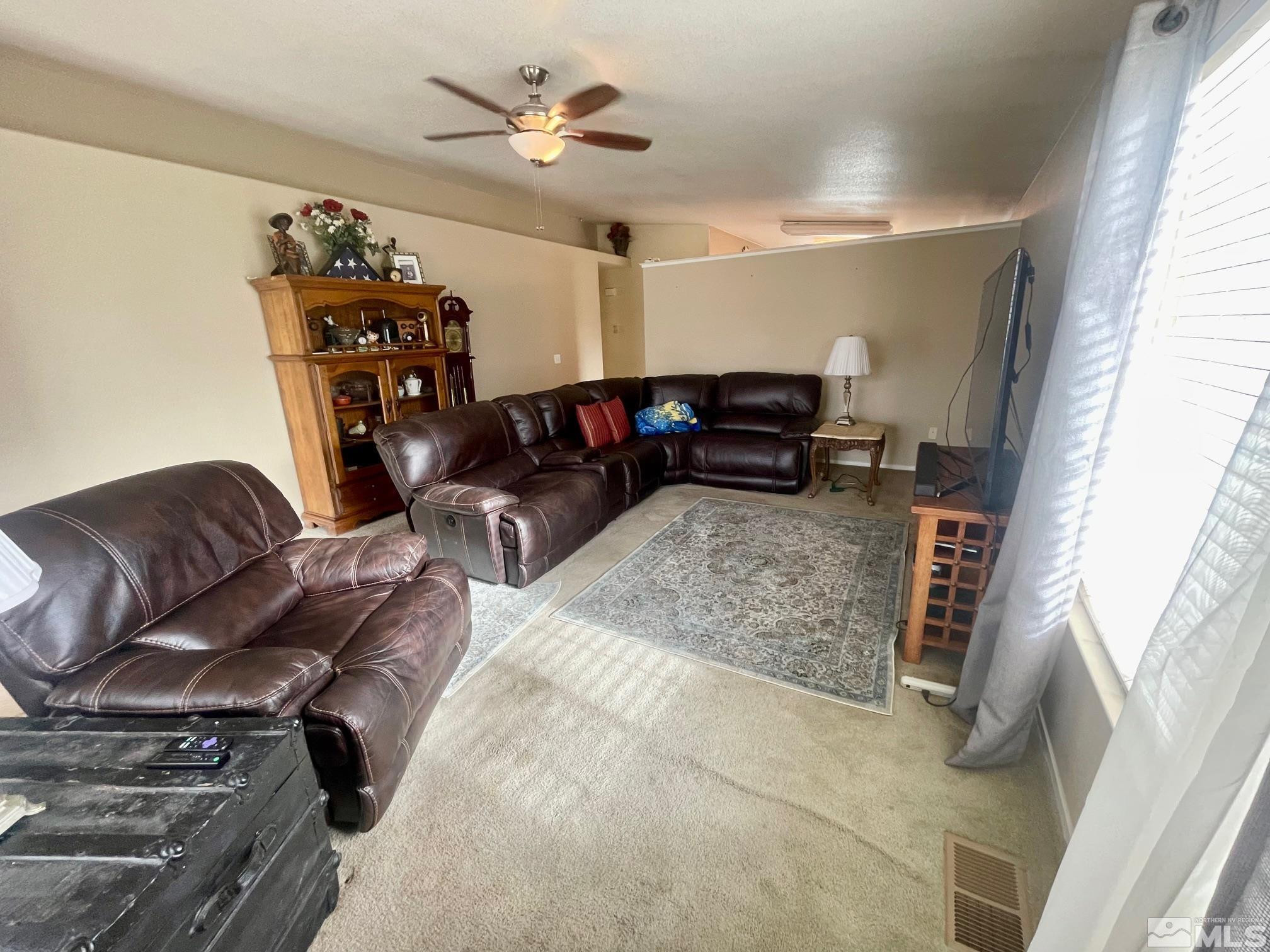 18450 Datewood Court Reno, NV 89508 - Photo 4 of 18 Photo 4