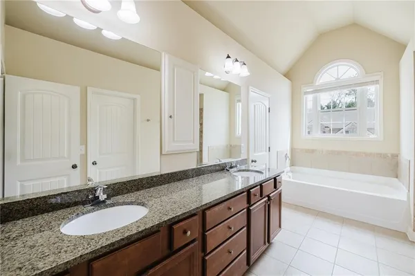 $2,450 | 3562 Fallen Oak Drive, Buford, GA 30519