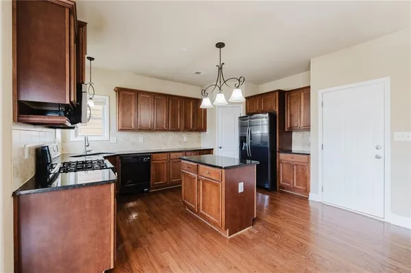 $2,450 | 3562 Fallen Oak Drive, Buford, GA 30519