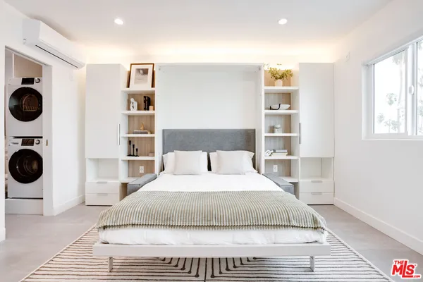 $2,850 | 1313 Ocean Front Walk, Unit 10, Venice, CA 90291