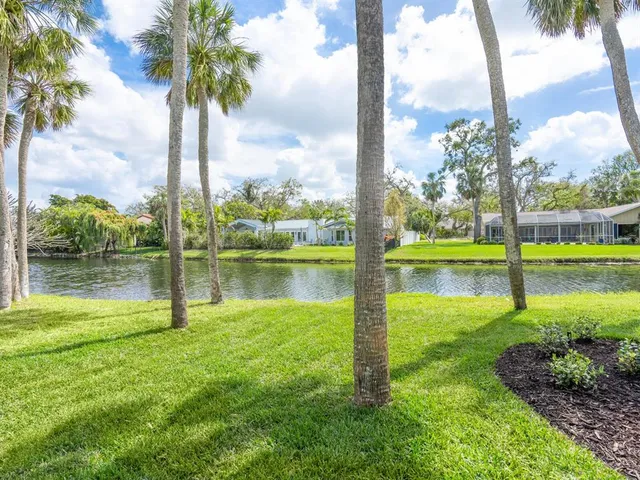 $4,700,000 | 1575 Eastbrook Drive, Sarasota, FL 34231