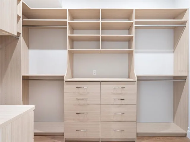 $4,700,000 | 1575 Eastbrook Drive, Sarasota, FL 34231