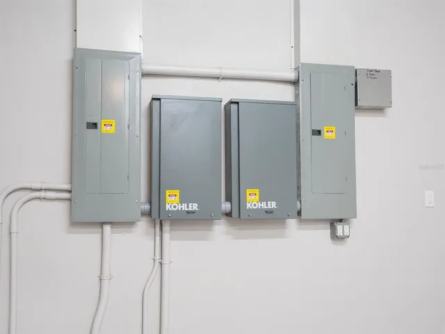 $4,700,000 | 1575 Eastbrook Drive, Sarasota, FL 34231