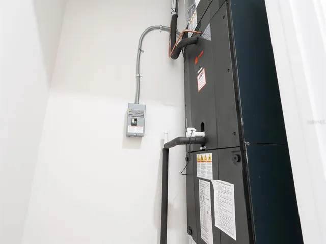 $4,700,000 | 1575 Eastbrook Drive, Sarasota, FL 34231