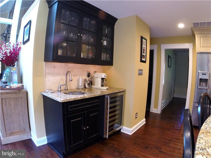 4 Fox Chase Road Malvern, PA 19355 - Photo 13 of 23 Kitchen