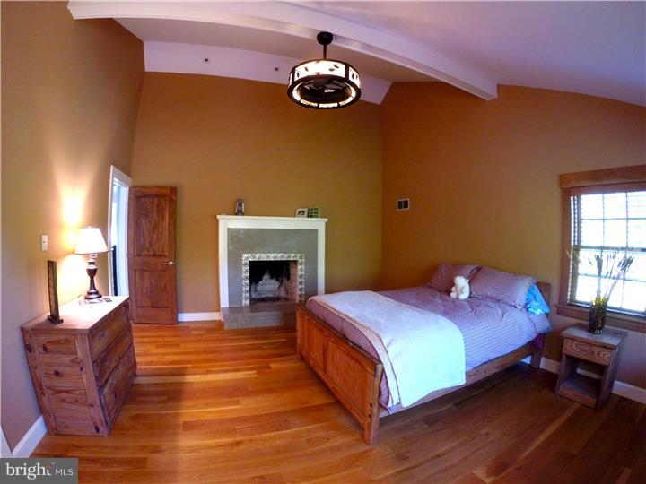 4 Fox Chase Road Malvern, PA 19355 - Photo 19 of 23 Guest Room