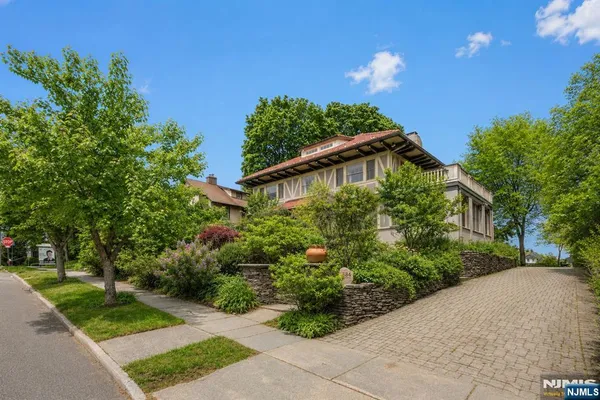 $1,050,000 | 384 Anderson Street, Hackensack, NJ 07601