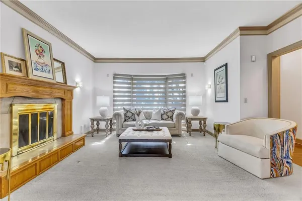 $749,599 | 240 East 30th Street, Kansas City, MO 64108