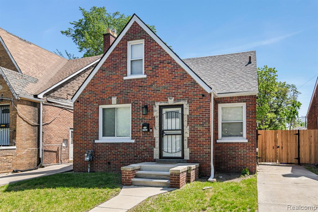 15810 Robson Street Detroit, MI 48227 - Photo 2 of 17
