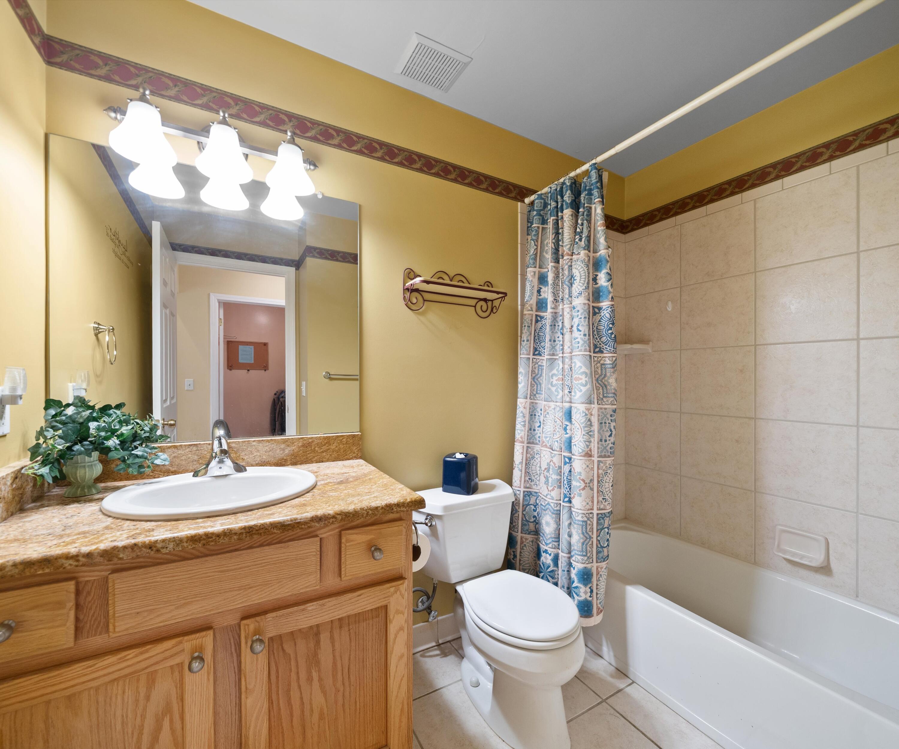 22431 Timber Ridge Court Woodhaven, MI 48183 - Photo 19 of 29 23-DSC09456