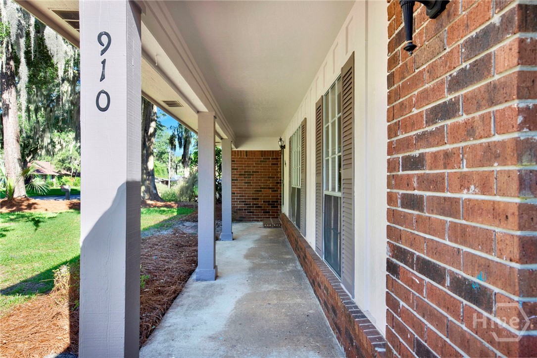 910 Old Mill Road Savannah, GA 31419 - Photo 3 of 41 Front porch