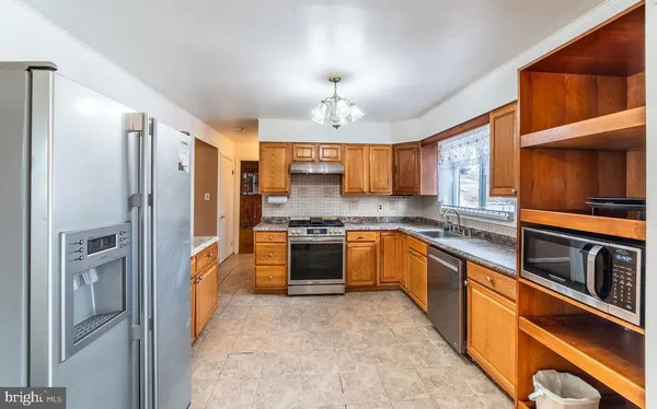 $485,000 | 7021 96th Place, Lanham, MD 20706