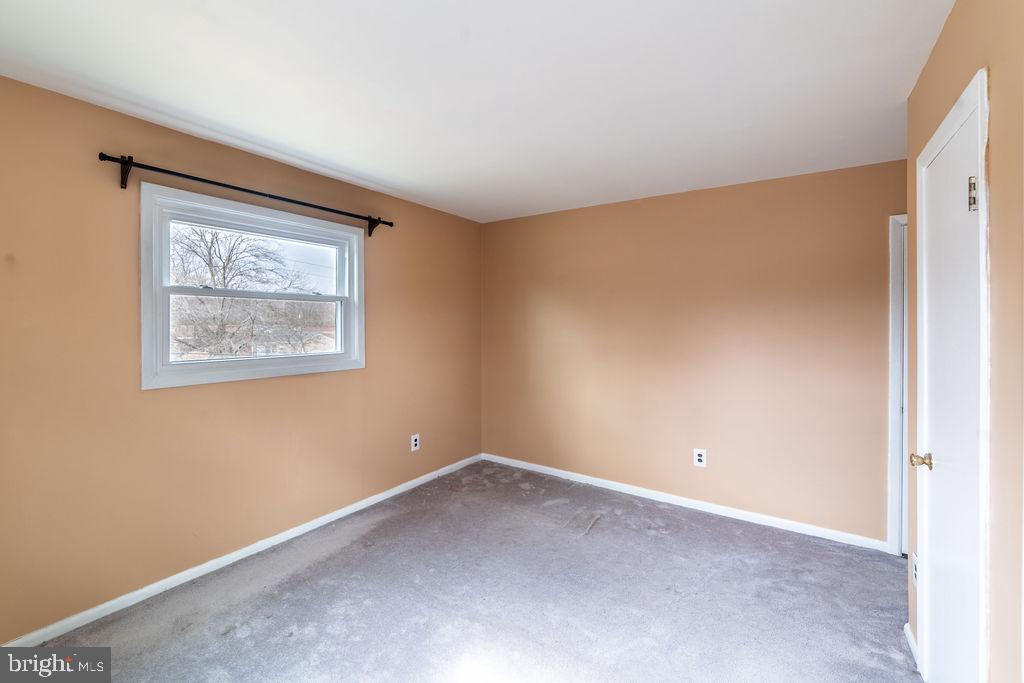 7021 96th Place Lanham, MD 20706 - Photo 38 of 62 Bedroom