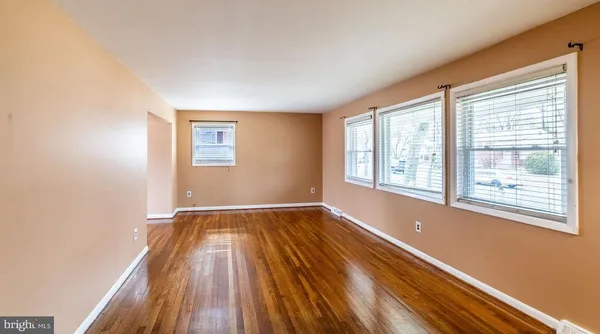 $485,000 | 7021 96th Place, Lanham, MD 20706