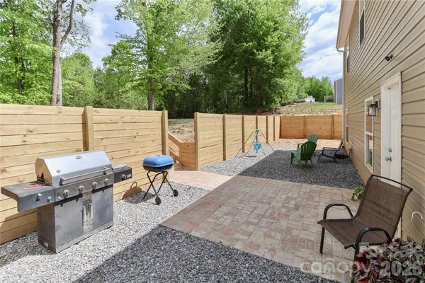 $298,000 | 162 4 Andrews Drive, Harmony, NC 28634