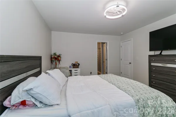 $298,000 | 162 4 Andrews Drive, Harmony, NC 28634